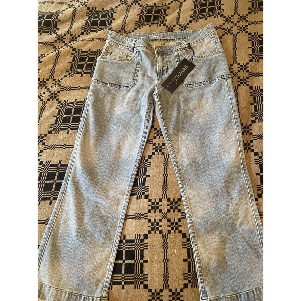Revolt size 9 new with tags cropped jeans